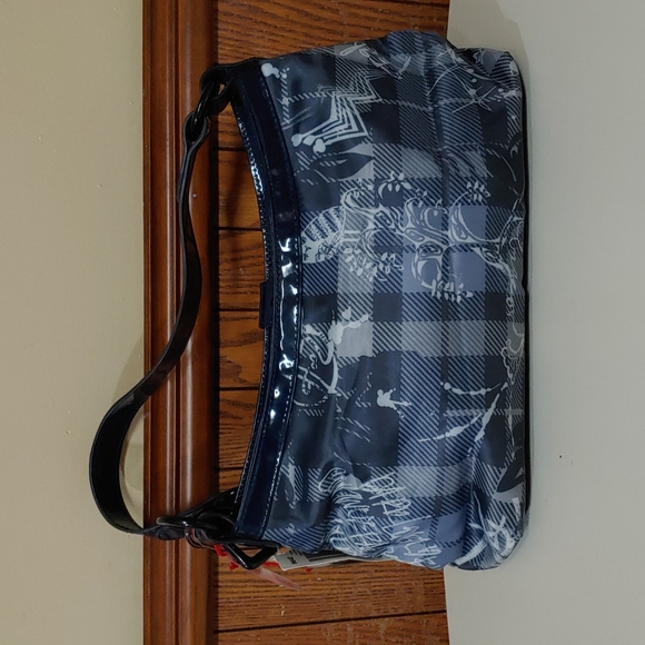 Lesportsac Handbags - Lesportsac 🆕🥳HOST PICK🥳 Rose Vandal Shoulder Bag